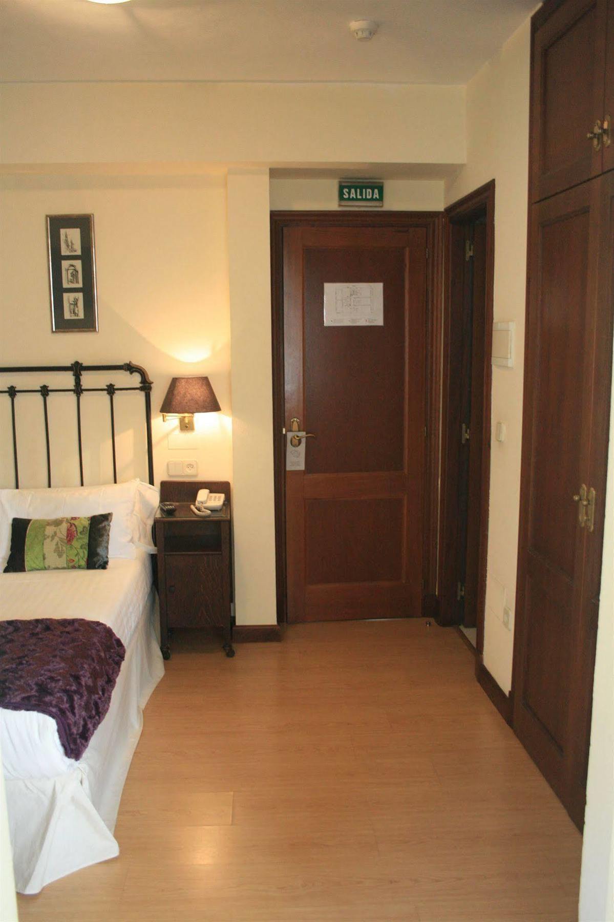 Hotel Real 산티아고데콤포스텔라 외부 사진
